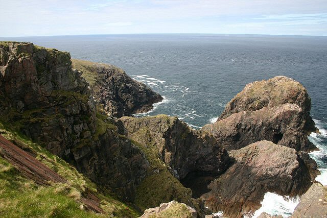 File:Beyond the lighthouse - geograph.org.uk - 436771.jpg