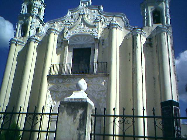 Archivo:Iglesiadesanjuanfrente.jpg