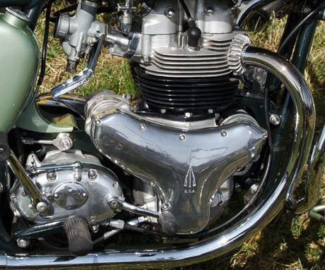 File:BSA A7SS Shooting Star (1955) engine.jpg