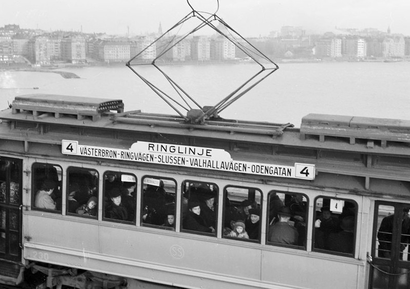 Файл:Västerbron spårvagn 1940-tal.jpg