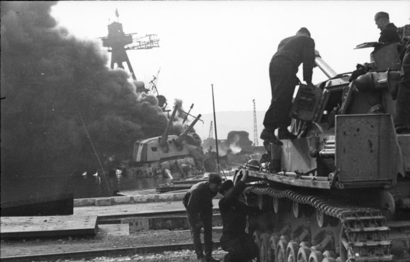 Archivo:Bundesarchiv Bild 101I-027-1451-10, Toulon, Panzer IV.jpg