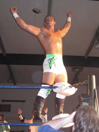 File:Frankie Kazarian 1.JPG