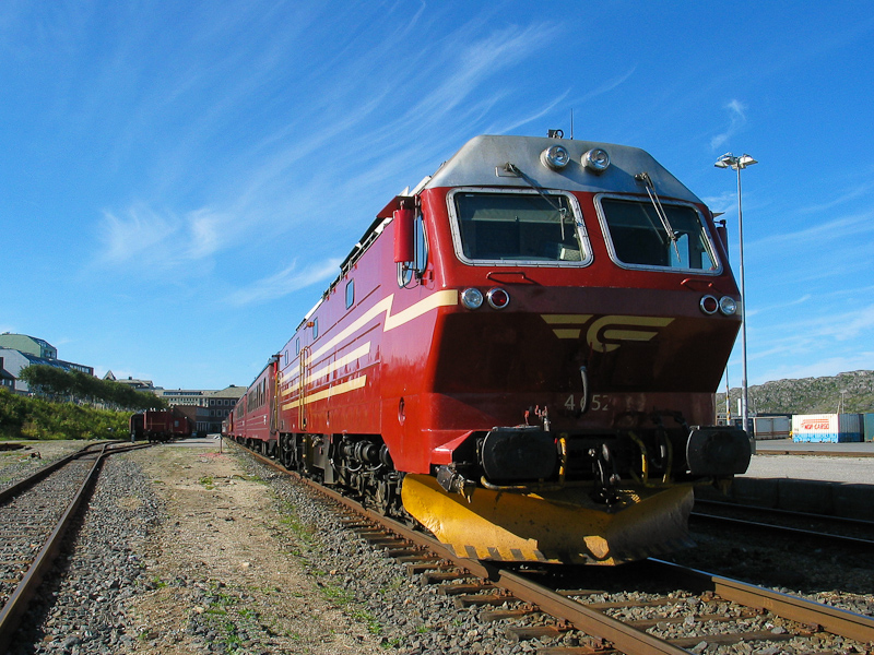 File:NSB Di 4 at Bodø.jpg