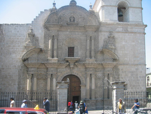 Archivo:Arequipa iglesiajesuitas lou.jpg