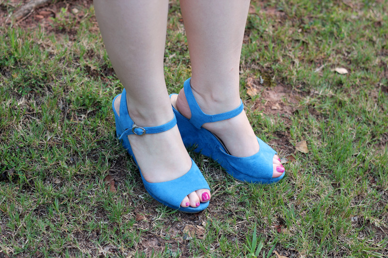 File:Light Blue Peeptoe Wedges (21369846775).jpg