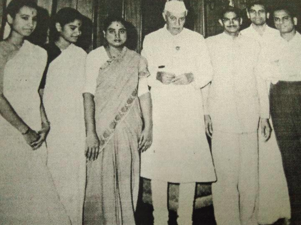 File:S.K.Paramasivan, ex-MP and his family.png