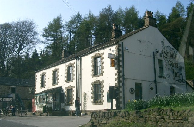 File:Snake Pass Inn - geograph.org.uk - 5577.jpg