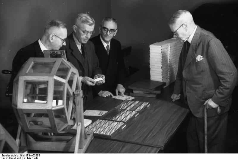 File:Bundesarchiv Bild 183-V03908, Berlin, Stadtlotterie.jpg