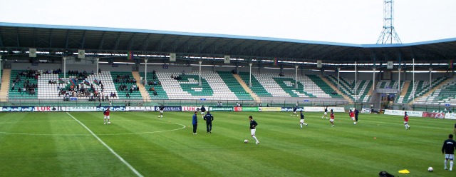 Archivo:Lenkeran stadionu.jpg