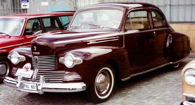 File:Lincoln Zephyr V12 Coupe 1942.jpg