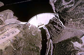 File:Flaming Gorge dam.jpg