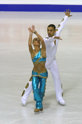 Archivo:Aliona SAVCHENKO Robin SZOLKOWY European Championships 2008.jpg