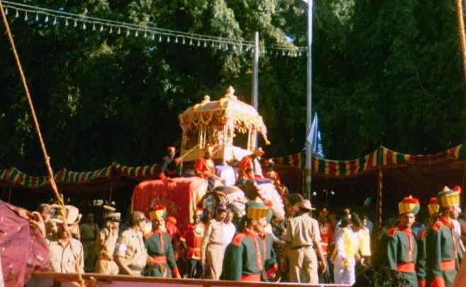 File:ChamundiElephant (1674177).jpg