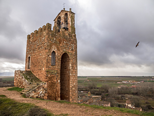 Archivo:Torre Vigía La Martina (Ayllón-Guadalajara).jpg