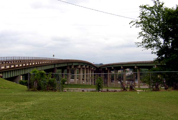 File:Hugh R Thomas Bridge, Tuscaloosa, Alabama - 20030426.jpg