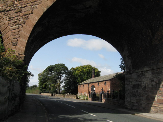 File:Halewood - Heyes Barn.jpg