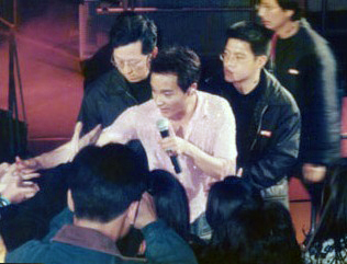 File:Leslie Cheung.jpg