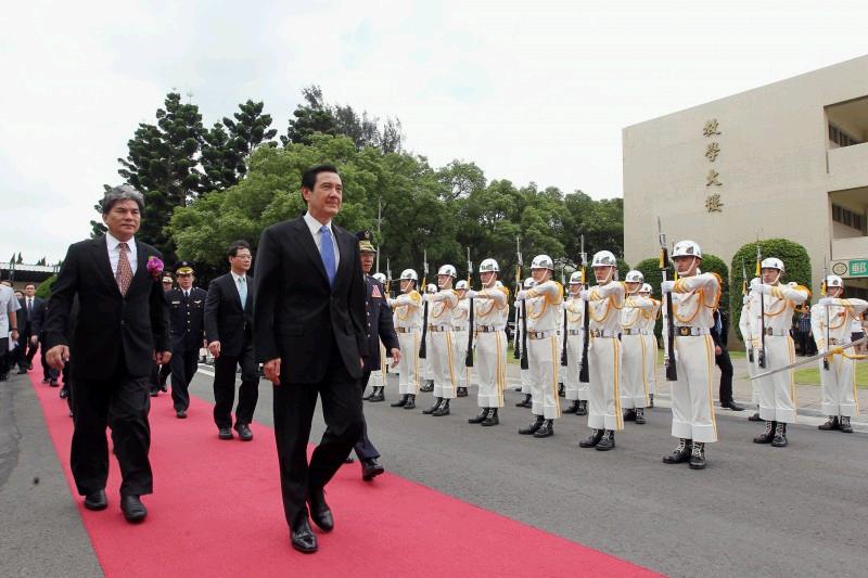 File:1010608馬英九總統出席「中央警察大學101年度畢業典禮」 (Flickr id 7174886751).jpg