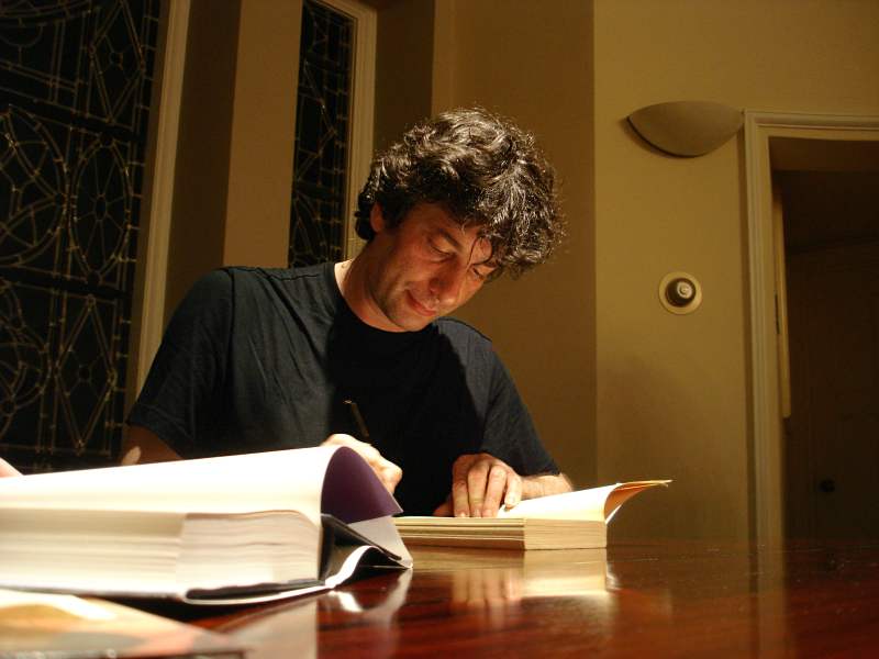 File:Neil Gaiman, signing.jpg