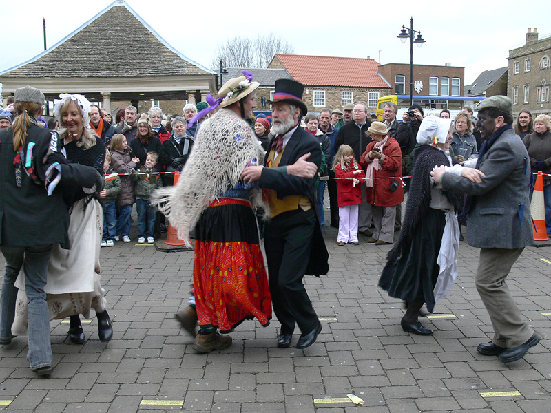 File:MollyDancers.jpg