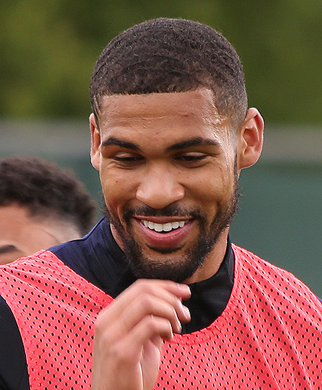 Файл:Ruben Loftus-Cheek 2018-06-13 1.jpg