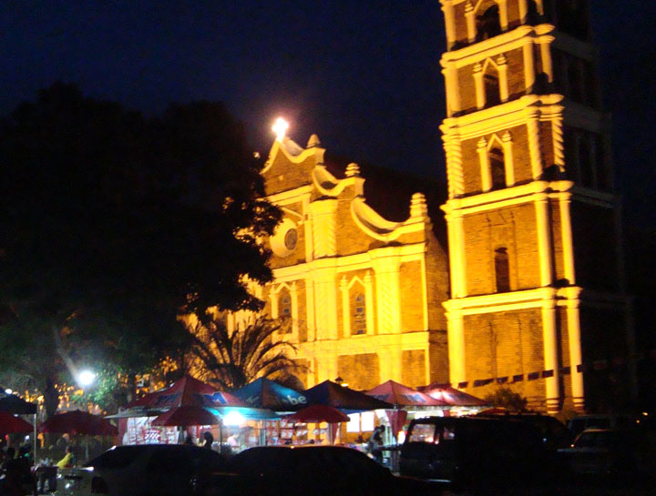 File:Tuguegarao Cathedral.jpg