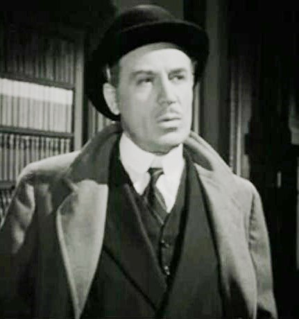 File:Dennis Hoey in Sherlock Holmes and the Secret Weapon.jpg