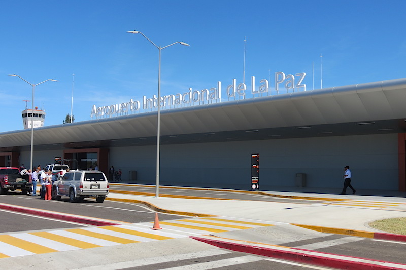 Файл:Aeropuerto-de-la-paz.jpg