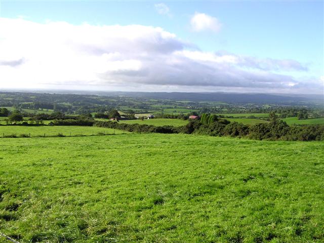 File:Tirnaskea, Ballygawley - geograph.org.uk - 235782.jpg