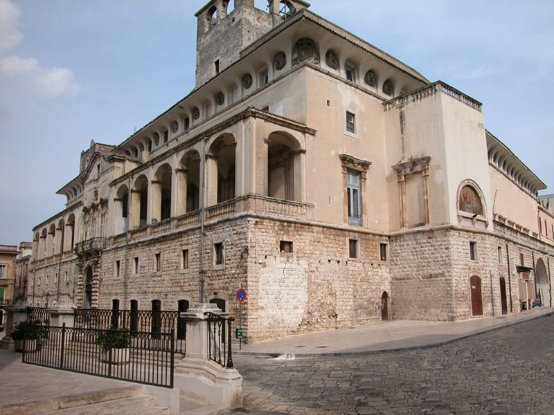 File:Castello de' Mari.jpg