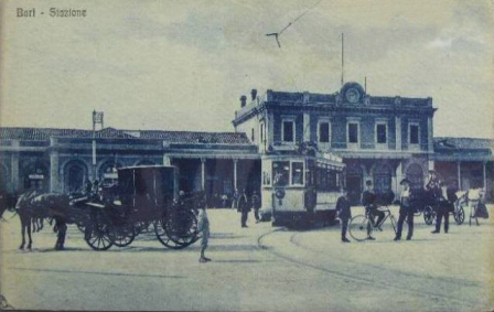 Файл:Bari - Stazione FS - 1920.jpg