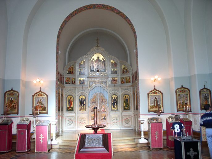 Файл:ChiesaRussaInterior.jpg