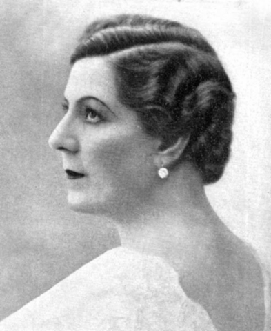 Archivo:María Delia Luzuriaga.jpg