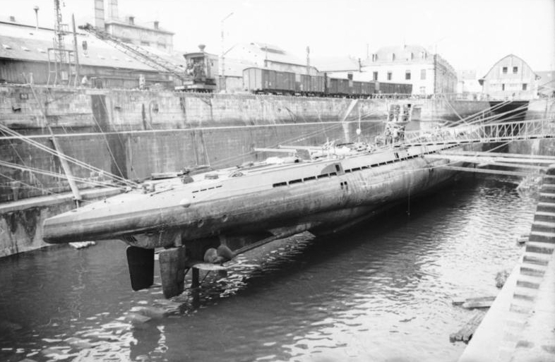 File:U37 Lorient 1940.jpg