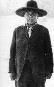 File:Wovoka Paiute Shaman.jpg