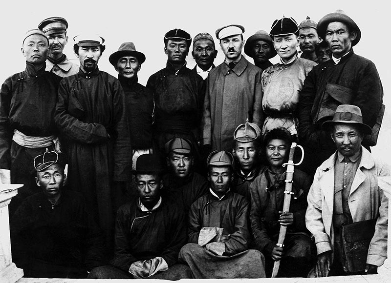 Файл:Mongolian Revolutionaries.jpg