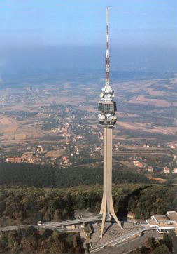 File:Old Avala TV Tower.jpg