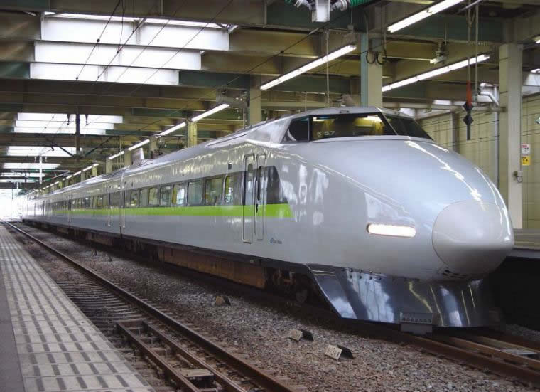 Файл:Shinkansen S100 K57 Kodama 610 Hiroshima 20030720.jpg