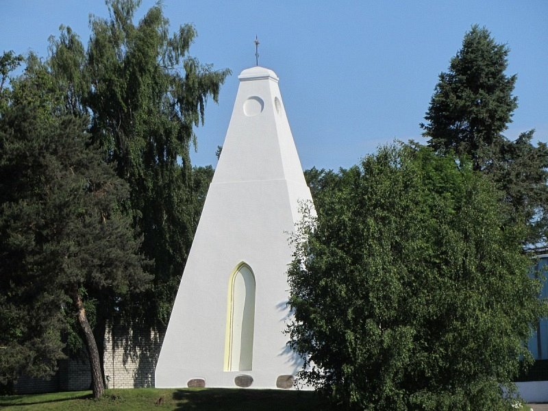 Файл:Маліноўшчына. Капліца-пахавальня Свентаржэцкіх.jpg