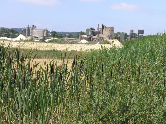 File:Holmethorpe Quarry - geograph.org.uk - 29278.jpg