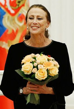 Файл:Maya Plisetskaya 2011.png