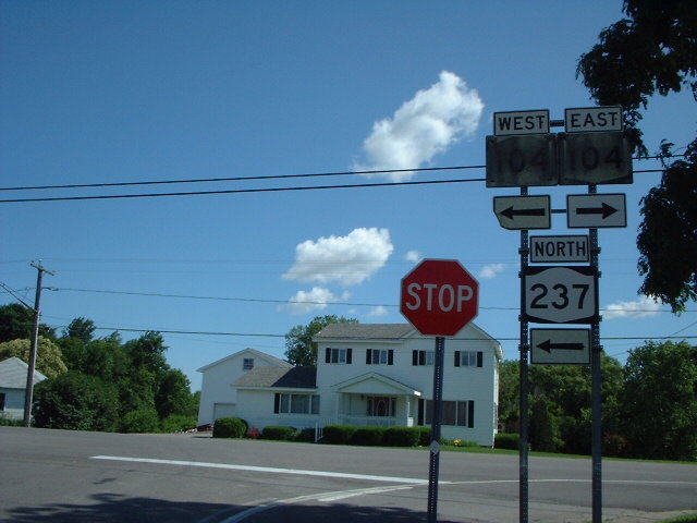 File:NY 237 at NY 104.jpg