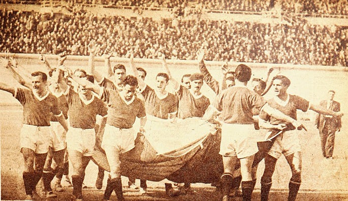 Archivo:Defensor, Estadio, 1946-10-19 (179).jpg