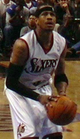 File:Iverson shoots.jpg