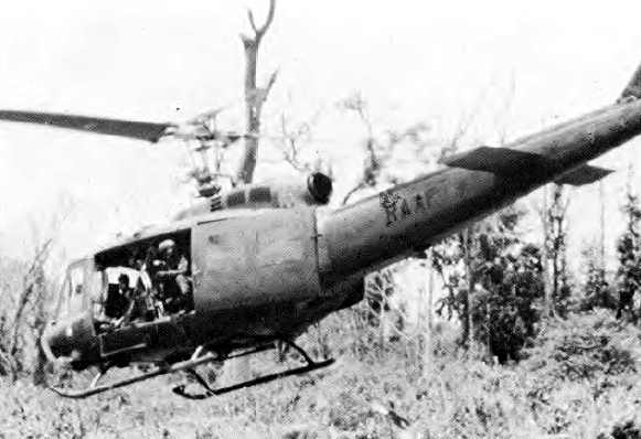 File:RAAF UH-1D of 9 Sqn in Vietnam 1970.jpg