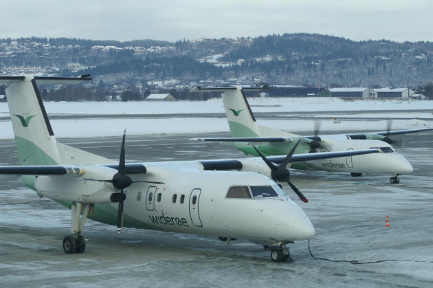 File:Dash 8.jpg