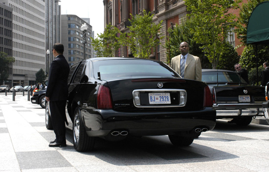 File:Diplomatic security (Blair House, 25 July 2005).jpg