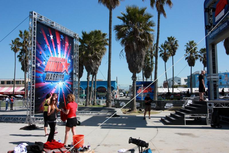 File:American Ninja Warrior entrance auditions Venice Beach 2012.jpg