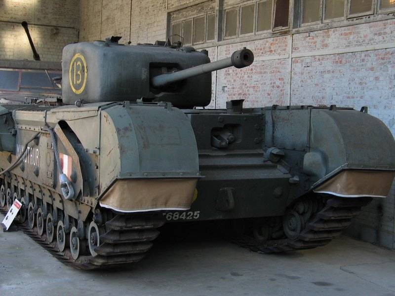 Файл:Churchilltank.jpg