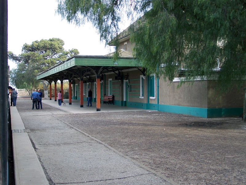 Archivo:Estación-Stroeder-FCGR.jpg